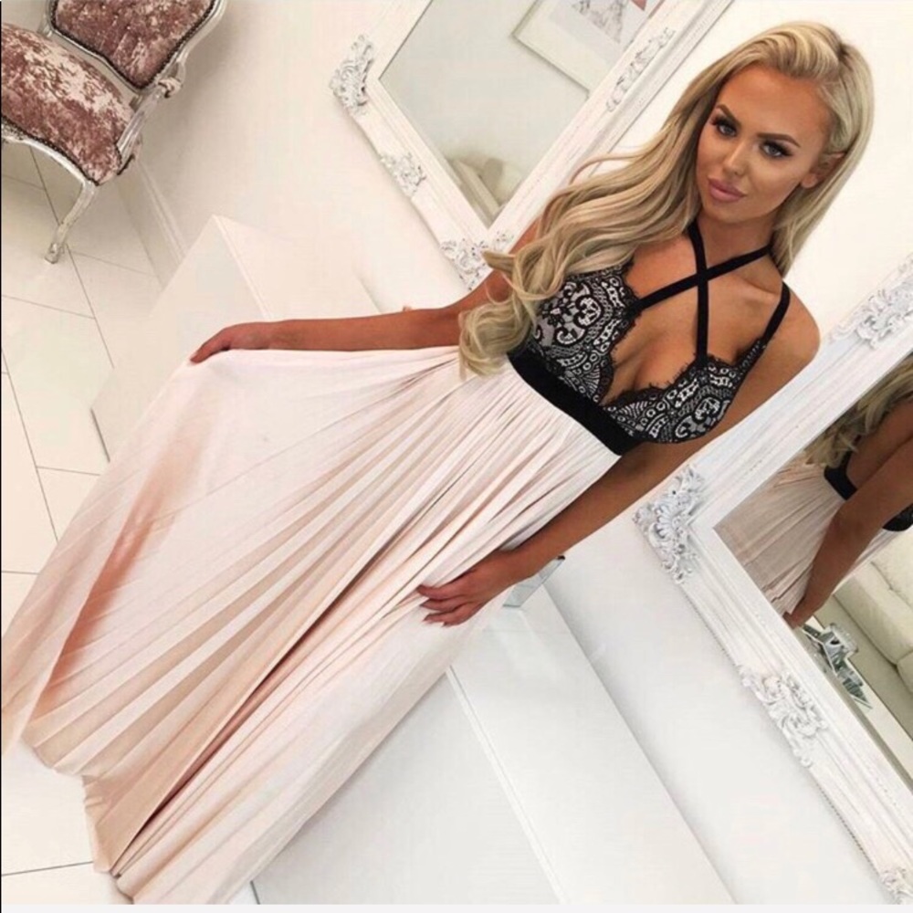 Full length so cal love gown Great prom dress !